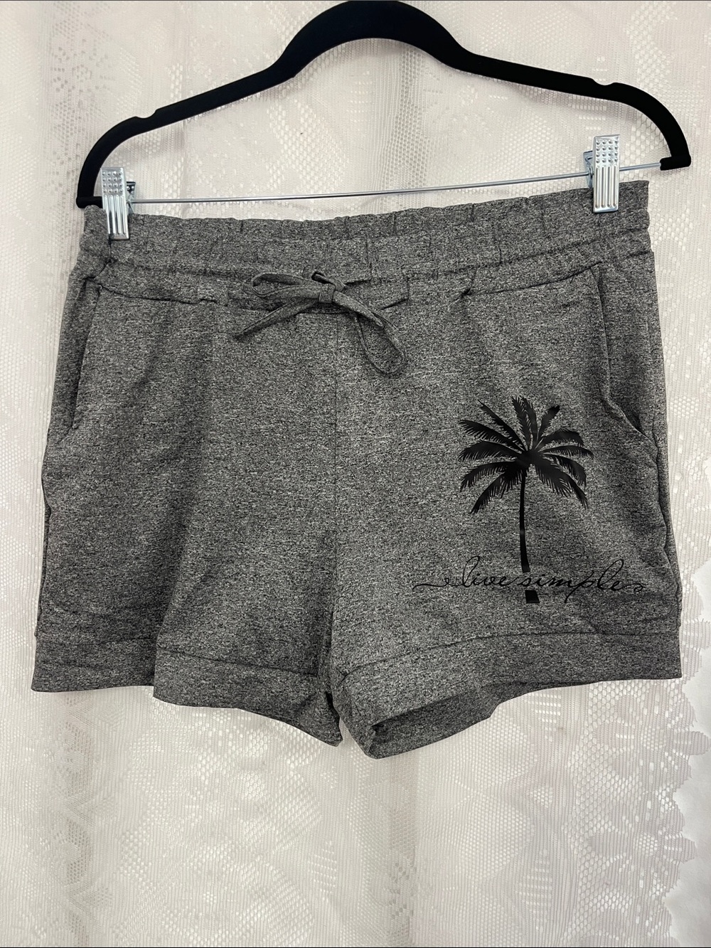 Chic Me Live Simple Gray Palm-Graphic Athletic Lounge Shorts NWOT XL